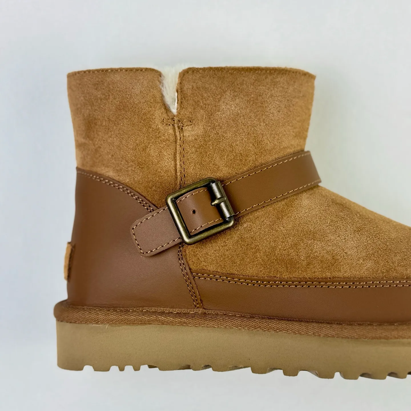 Guangzhou top version ❗ Local 💰560 UGG Classic Novelty cow split leather, warm, simple and versatile, snow boots for women